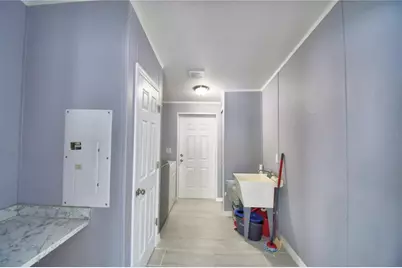 16 E Murphy Street, Davenport, FL 33837 - Photo 12