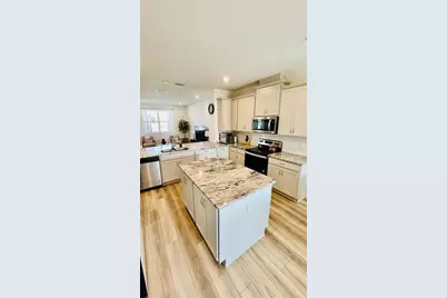 11926 Sunsail Avenue, Orlando, FL 32832 - Photo 4