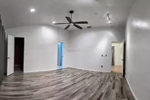 1055 Holden Ave, Orlando, FL 32839 - Photo 20