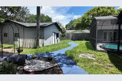 1055 Holden Avenue, Orlando, FL 32839 - Photo 10