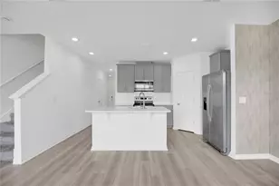 2026 Crape Jasmine Ln, Orlando, FL 32824 - Photo 10