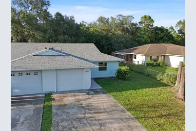 2429 Centennial Boulevard, Leesburg, FL 34748 - Photo 2