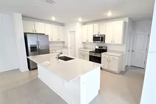 5618 Gingham Dr, Kissimmee, FL 34758 - Photo 2