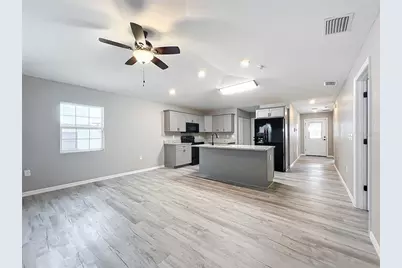7091 Tamarind Way, Lake Wales, FL 33898 - Photo 2