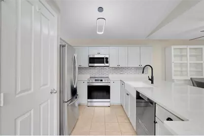 8807 Crayson Court, Kissimmee, FL 34747 - Photo 10