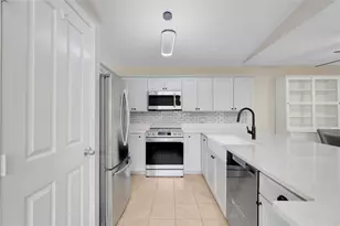 8807 Crayson Ct, Kissimmee, FL 34747 - Photo 10