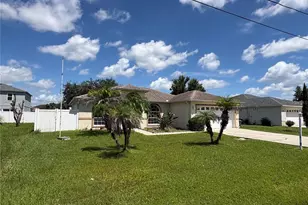 705 Robin Ct, Poinciana, FL 34759 - Photo 2