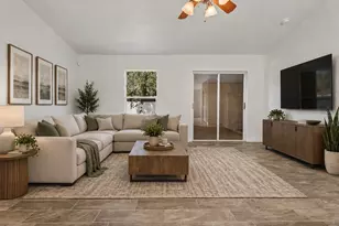 705 Robin Ct, Poinciana, FL 34759 - Photo 12