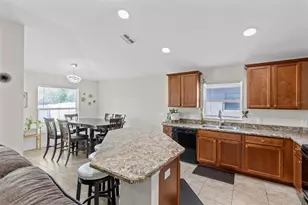 399 Buchannan Dr, Davenport, FL 33837 - Photo 10