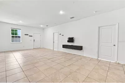1010 Mayfair Place, Kissimmee, FL 34758 - Photo 8