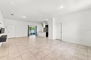 1010 Mayfair Pl, Kissimmee, FL 34758 - Photo 4