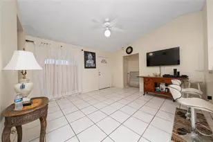 525 Finch Ln, Poinciana, FL 34759 - Photo 8