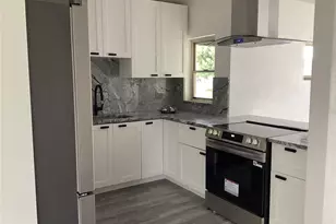 3318 Debbie Dr, Orlando, FL 32806 - Photo 16
