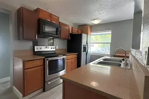 1025 25th St, Orlando, FL 32805 - Photo 2