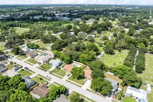 910 Whisler Ct, Saint Cloud, FL 34769 - Photo 34