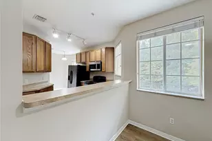 10703 Regent Square Dr, Orlando, FL 32825 - Photo 10