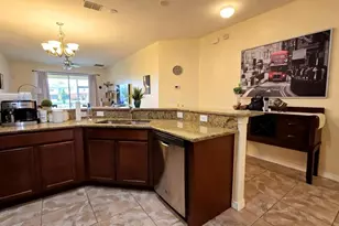 4085 Shadetree Ln, Lakeland, FL 33812 - Photo 8
