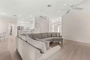 5689 Merlin Way, Saint Cloud, FL 34772 - Photo 6