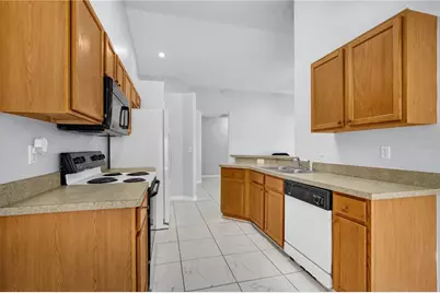 324 Casterton Circle, Davenport, FL 33897 - Photo 10