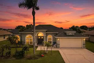 2856 Middleton Cir, Kissimmee, FL 34743 - Photo 2