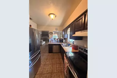 7002 Larimer Court, Tampa, FL 33615 - Photo 2