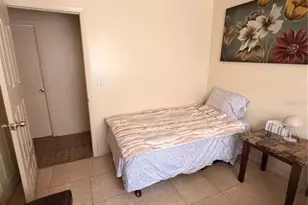 7002 Larimer Ct, Tampa, FL 33615 - Photo 6