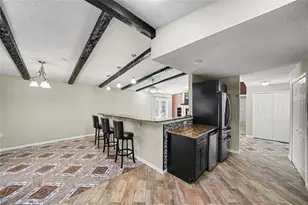 6038 Wedgewood Cir, Orlando, FL 32808 - Photo 10