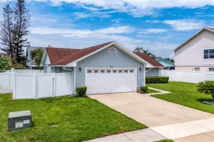 2042 Gamboge Dr, Orlando, FL 32822 - Photo 2
