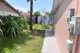 126 Dahlia Dr, Kissimmee, FL 34743 - Photo 18