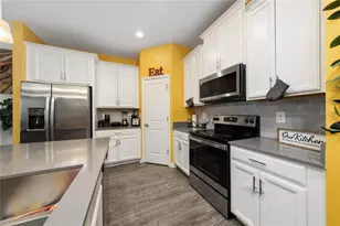 2369 Volunteer Ave, Kissimmee, FL 34744 - Photo 8