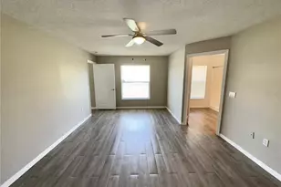 1011 Morvan Ln, Kissimmee, FL 34759 - Photo 12
