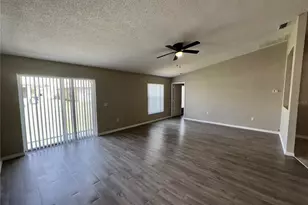 1011 Morvan Ln, Kissimmee, FL 34759 - Photo 10