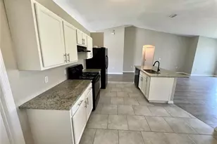 1011 Morvan Ln, Kissimmee, FL 34759 - Photo 4