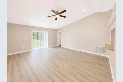 9208 Winchester Estates Court, Lakeland, FL 33810 - Photo 4