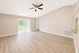 9208 Winchester Estates Ct, Lakeland, FL 33810 - Photo 4
