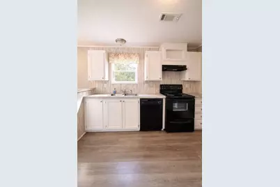 932 SE 40th Place, Melrose, FL 32666 - Photo 2