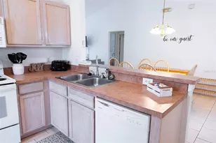 128 Pine Cone Dr, Davenport, FL 33897 - Photo 10