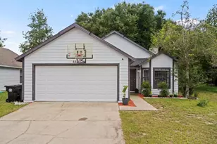 555 Swallow Ct, Apopka, FL 32712 - Photo 2