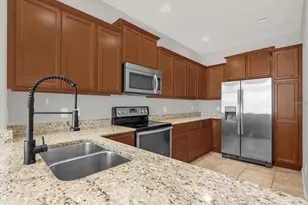 11932 Lorenza Ln, Orlando, FL 32827 - Photo 2