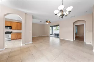 2975 White Cedar Cir, Kissimmee, FL 34741 - Photo 4