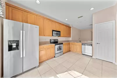 2975 White Cedar Cir, Kissimmee, FL 34741 - Photo 14