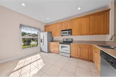 2975 White Cedar Cir, Kissimmee, FL 34741 - Photo 8