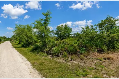 104 Tobler Terrace NW, Lake Placid, FL 33852 - Photo 2
