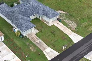 1223 / 1225 NE 15th Ln, Cape Coral, FL 33909 - Photo 4