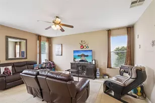 3636 Bristol Cove Ln, Saint Cloud, FL 34772 - Photo 8