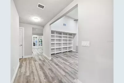 13536 Lake Magdalene Drive, Tampa, FL 33613 - Photo 24