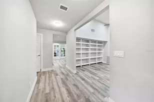 13536 Lake Magdalene Dr, Tampa, FL 33613 - Photo 24