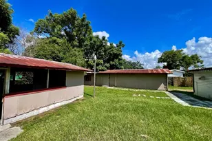 306 Florida Dr, Auburndale, FL 33823 - Photo 6