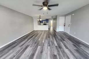 2745 N Poinciana Blvd, Kissimmee, FL 34746 - Photo 8