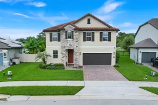 1750 Standing Rock Cir, Oakland, FL 34787 - Photo 2